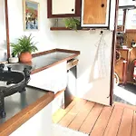 Varra Water - Unique Boat - Bornholm - Fjaelstavn * Nexø