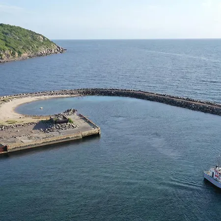 Varra Water - Unique Boat - Bornholm - Fjaelstavn 船上ホテル